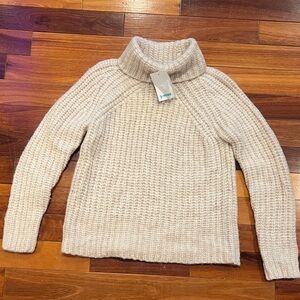 New Pacas Cozy Cream Turtleneck Sweater Size Small